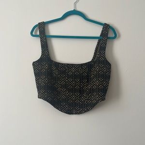 Crop top